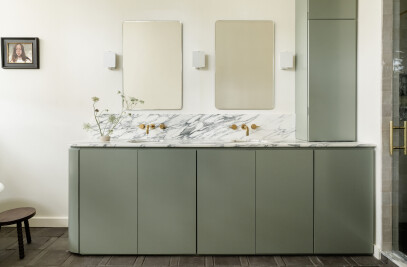 Minimal Bathroom